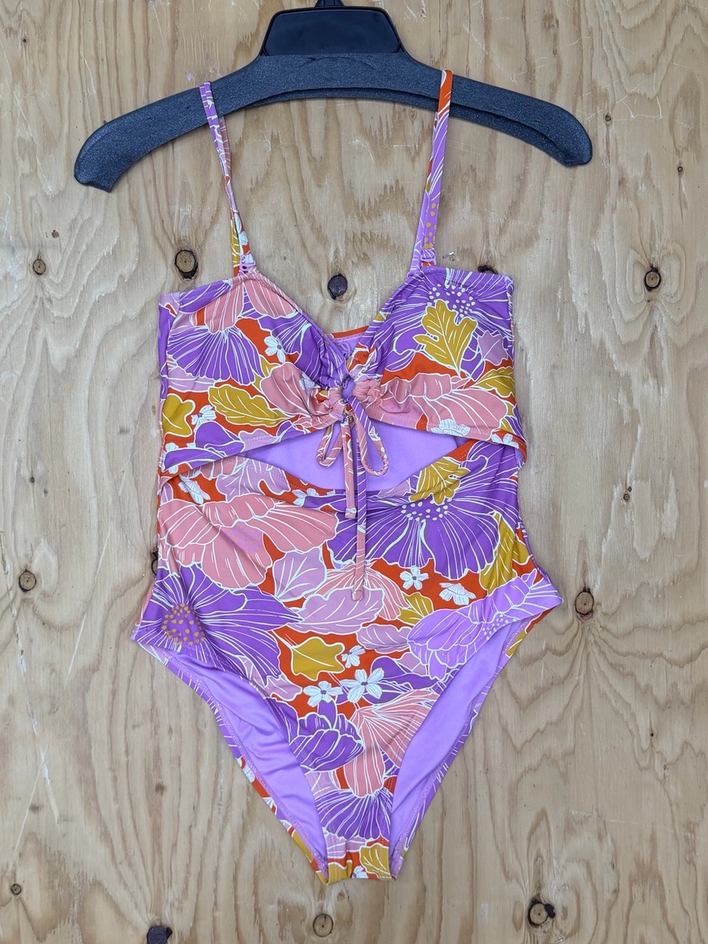 NWOT Roxy Bell Bottom Blooms Floral Cut Out One Piece Swimsuit M